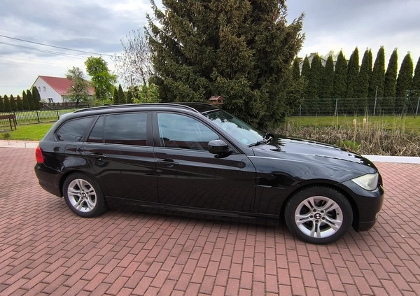 BMW Seria 3 cena 25500 przebieg: 284300, rok produkcji 2010 z Głowno małe 254